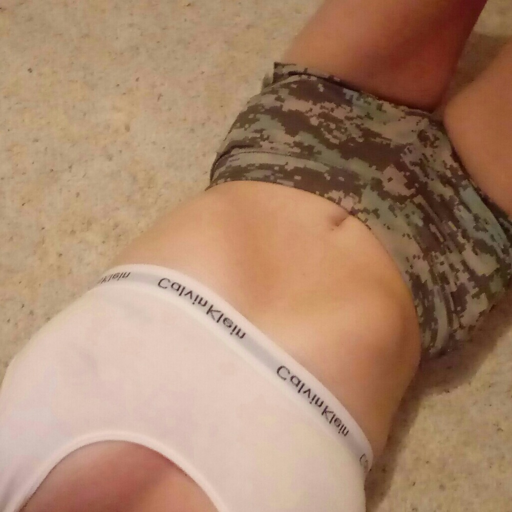 Hooters military tuesday uniform shorts